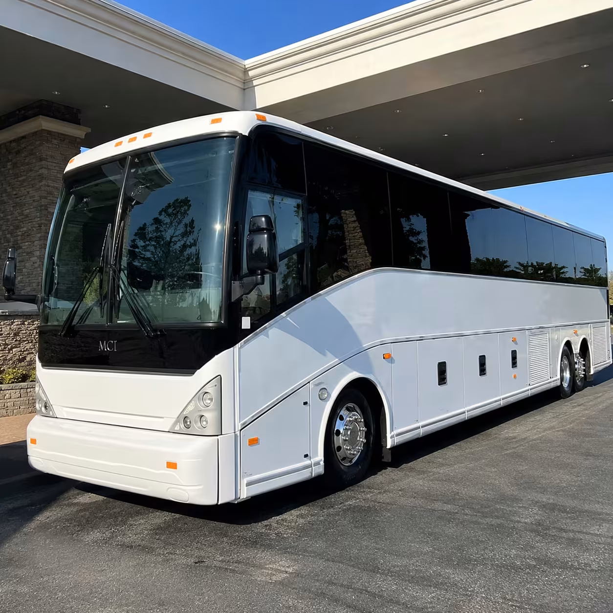 brooklyn charter bus rentals to jfk airport