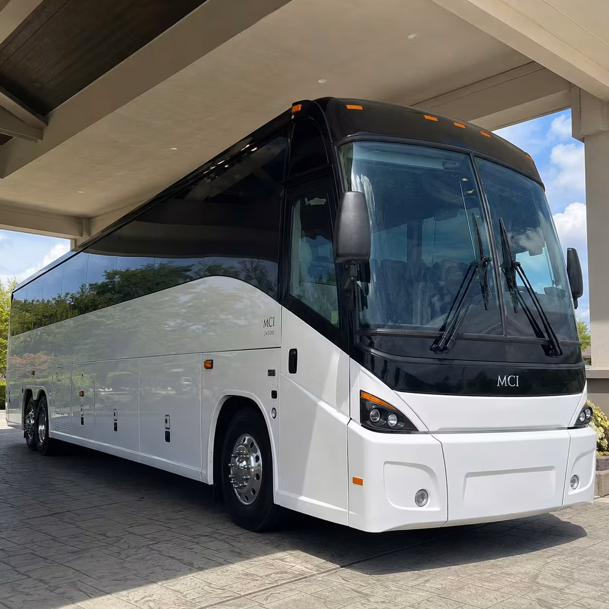 brooklyn employee shuttles near atlantic terminal