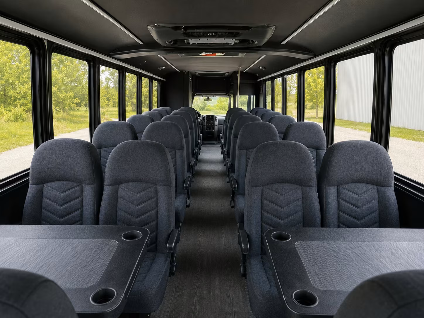 minibus and charter bus rentals for brooklyn commuter routes